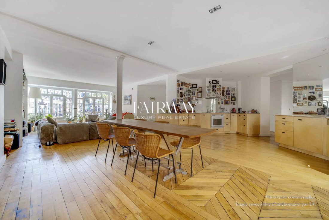 Apartment in Saint Vincent de Paul-Lariboisière, Paris 10e Arrondissement, Paris 1 - 18879112