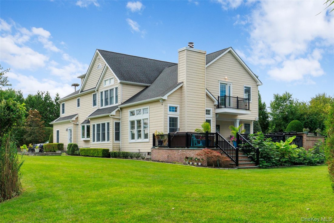 House in West Sayville, New York, United States 4 - 18888904