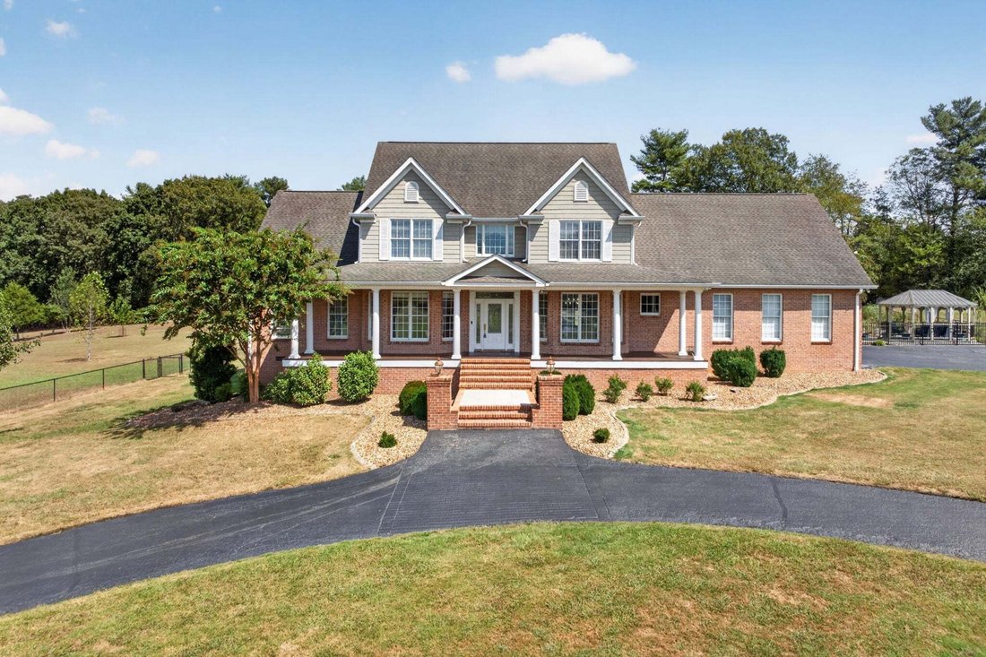 House in Tullahoma, Tennessee, United States 1 - 18879008