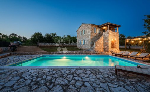 Haus in Sveti Lovrec Pazenaticki, Gespanschaft Istrien, Kroatien 1