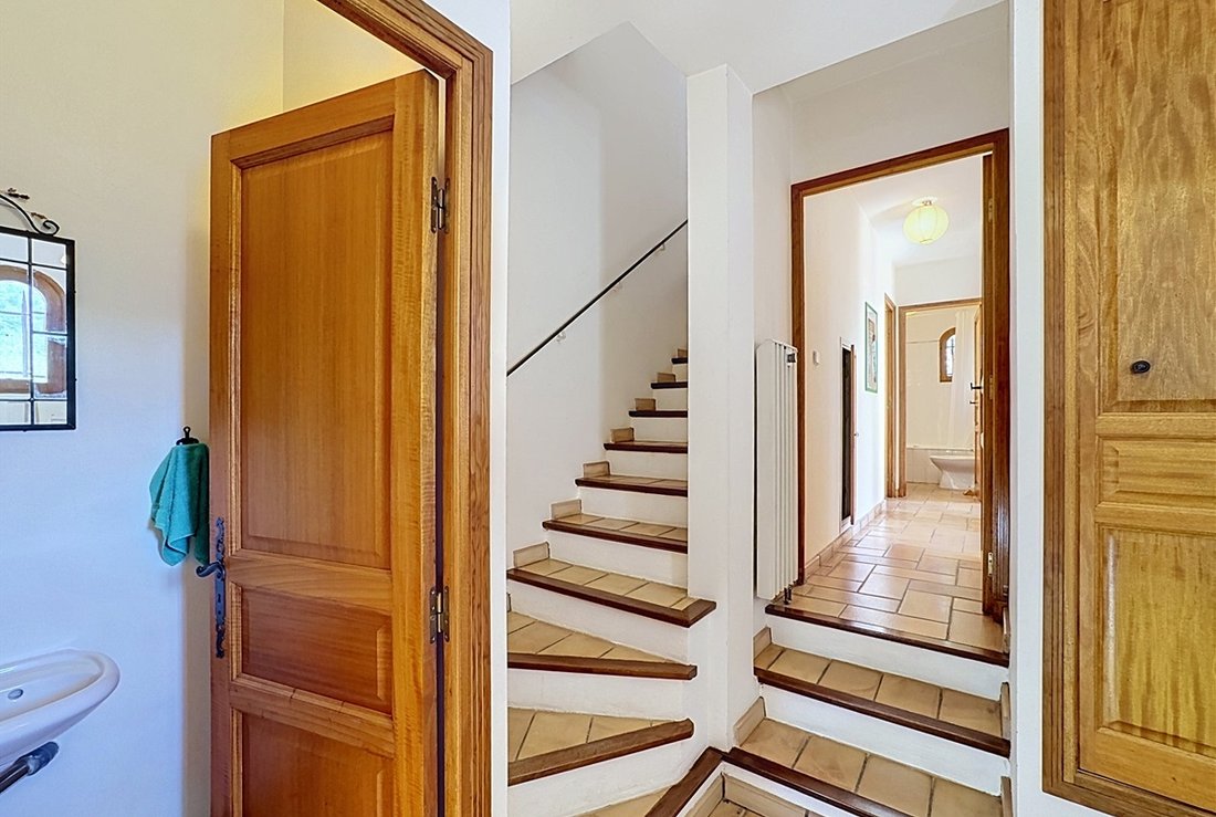 Villa en Levens, Provenza-Alpes-Costa Azul, Francia 5 - 18880541