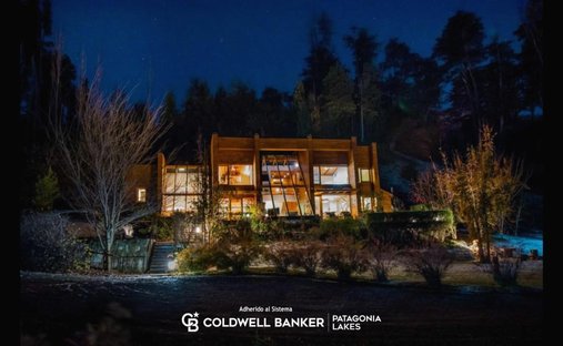 Casa en Villa La Angostura, Neuquén, Argentina 1