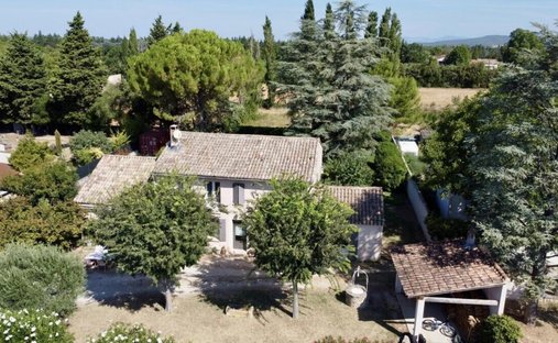 Casa a Nevons-strada di Apt, L'Isle-sur-la-Sorgue, Francia 1