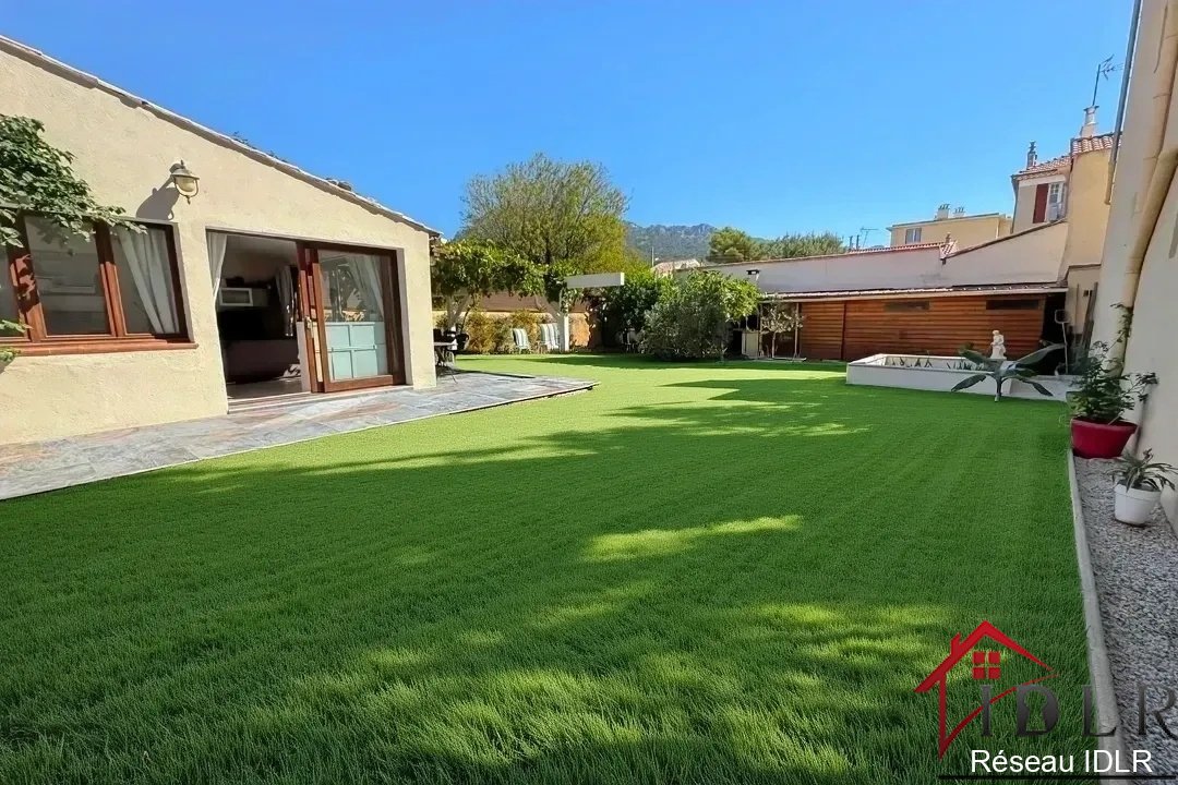 Villa in Les Routes, Toulon, France 3 - 18881080