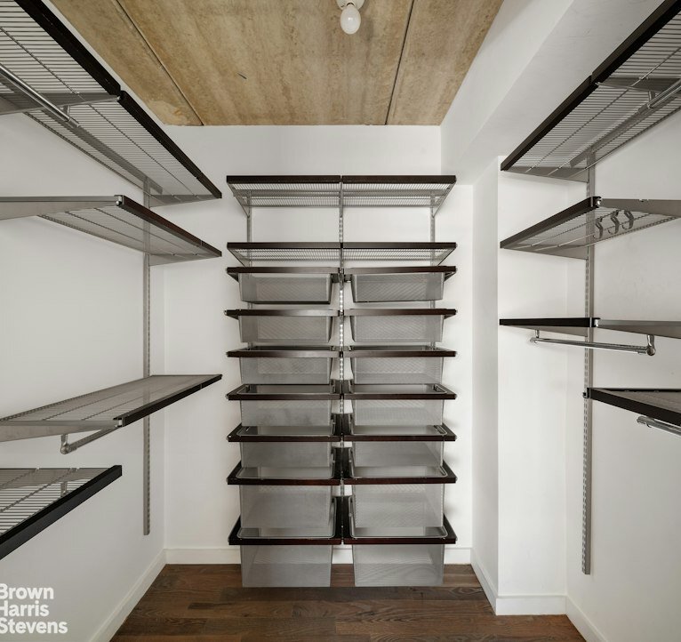 Condo in New York, New York, United States 5 - 18879793