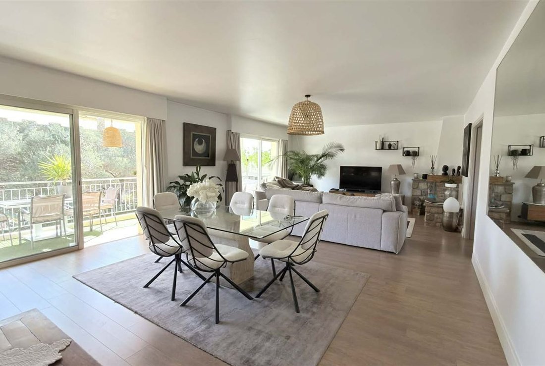 Apartment in Antibes, Provence-Alpes-Côte d'Azur, France 1 - 18880582