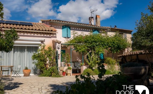 Maison à Coste Chaude-Mauveou, La Seyne-sur-Mer, France 1