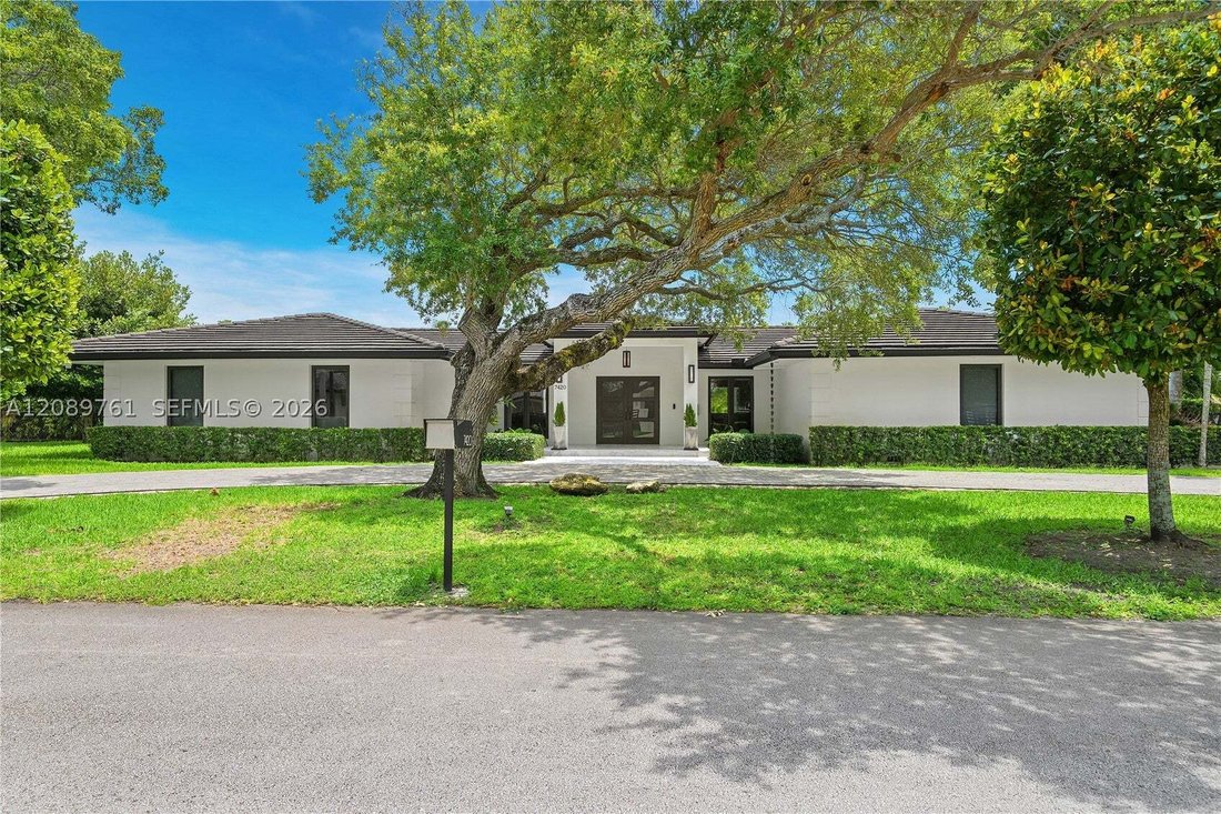 Casa a Coral Gables, Florida, Stati Uniti 1 - 18889417