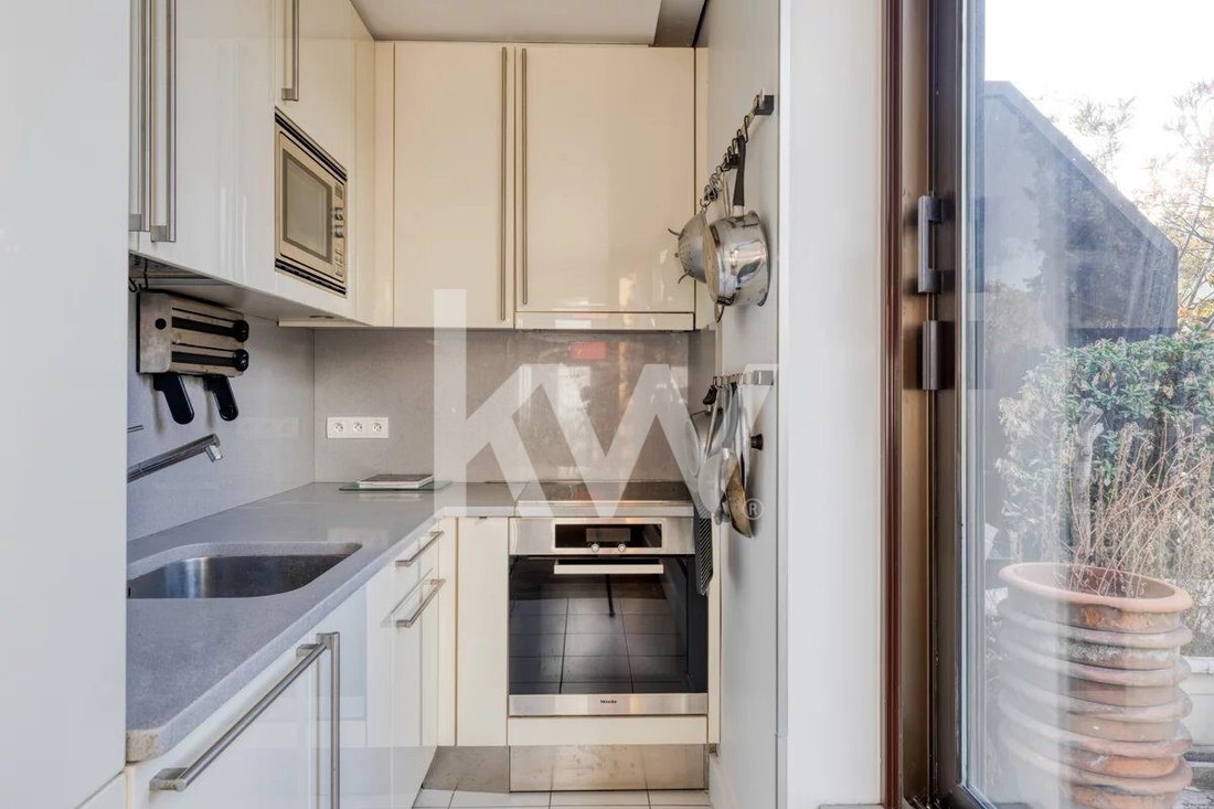 Wohnung in Hoche-Friedland, Paris 8e Arrondissement, Paris 3 - 18884017