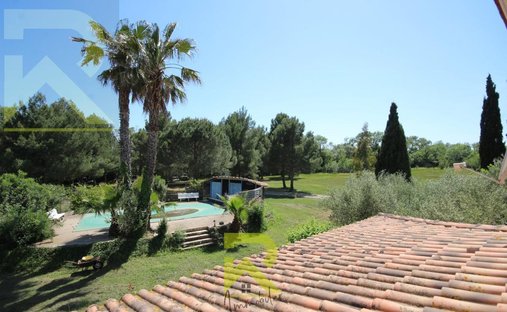 House in Cooperative, Agde, France 1