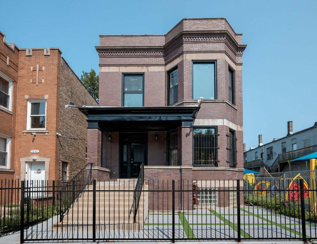 Chicago, Illinois, United States 1 - 18889887