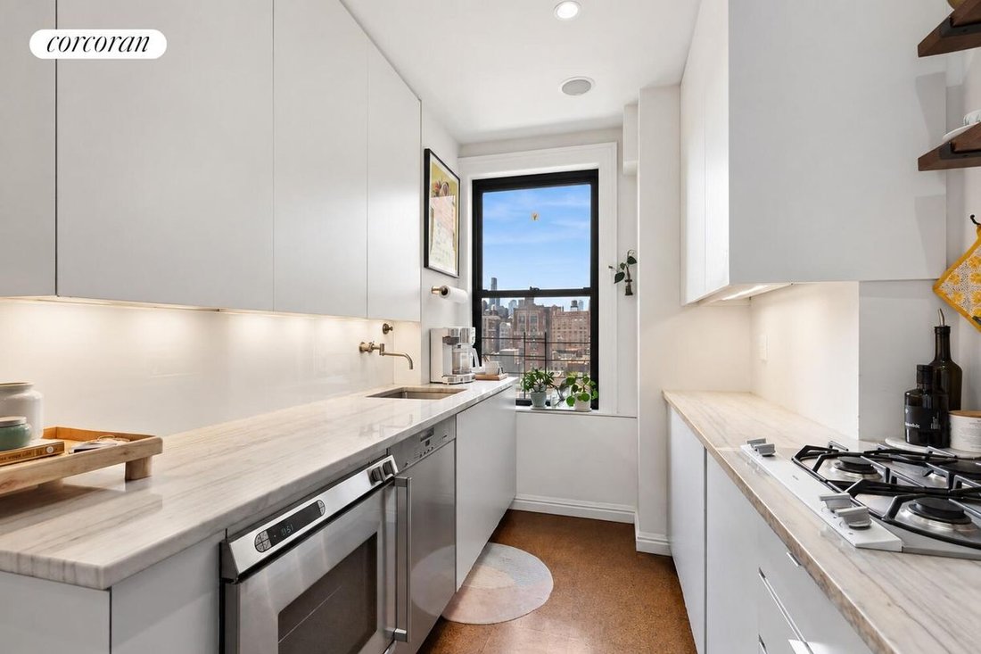 Co Op in New York, New York, United States 5 - 18888056