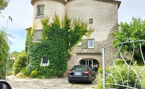 Domaine à Uzès, Occitanie, France 1
