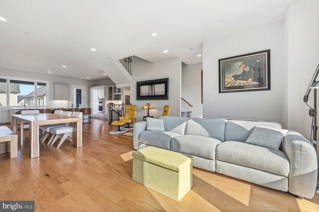 Townhouse in Bethesda, Maryland, United States 5 - 18892479