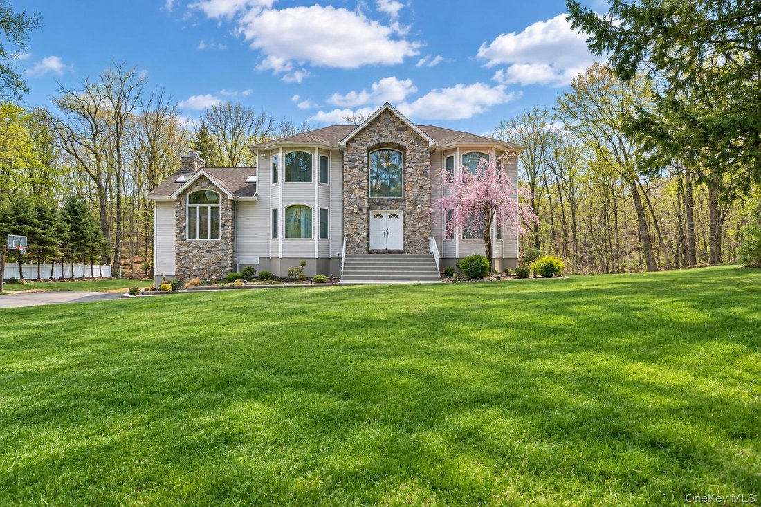 House in Montebello, New York, United States 2 - 17741950