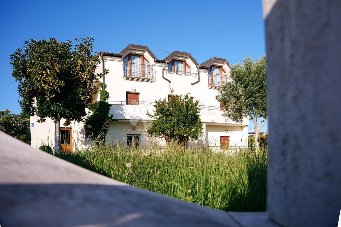 Casa en Zambratija, Istria, Croacia 2 - 18891192
