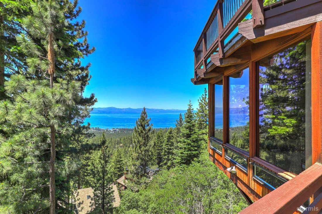 House in South Lake Tahoe, California, United States 1 - 18888077
