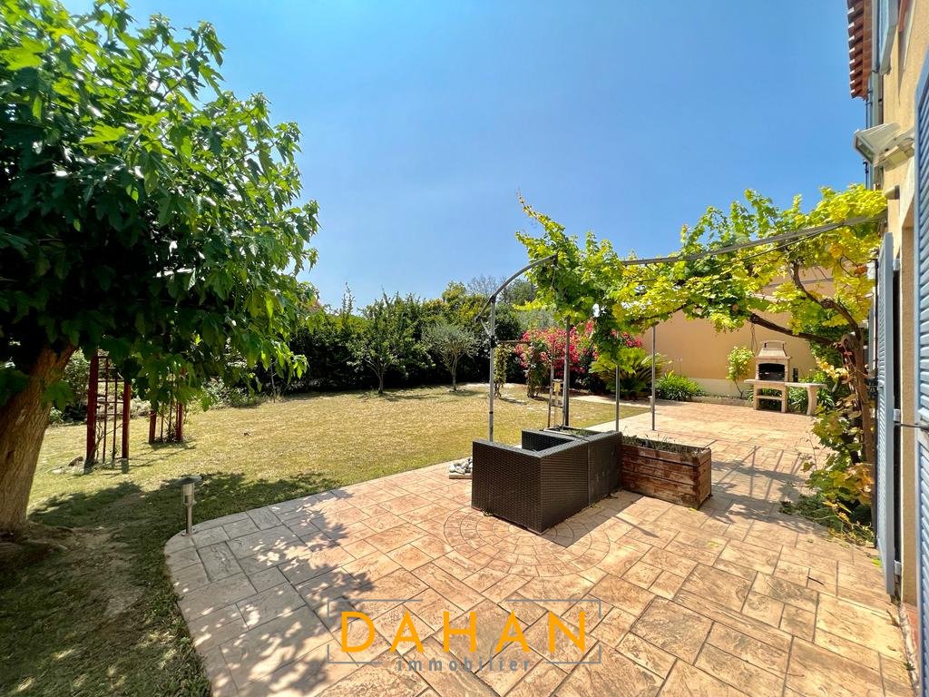 Villa in Les Olives, 13e Arrondissement, Marseille 2 - 18880642