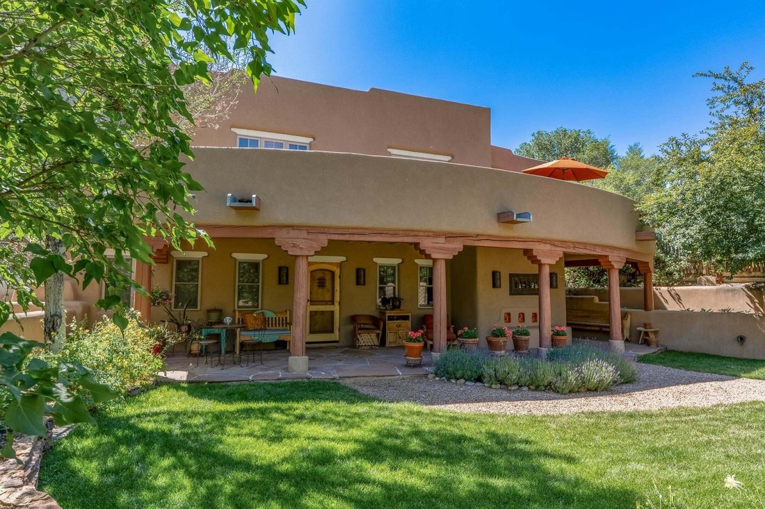 Maison à Taos, Nouveau-Mexique, États-Unis 1 - 18888330