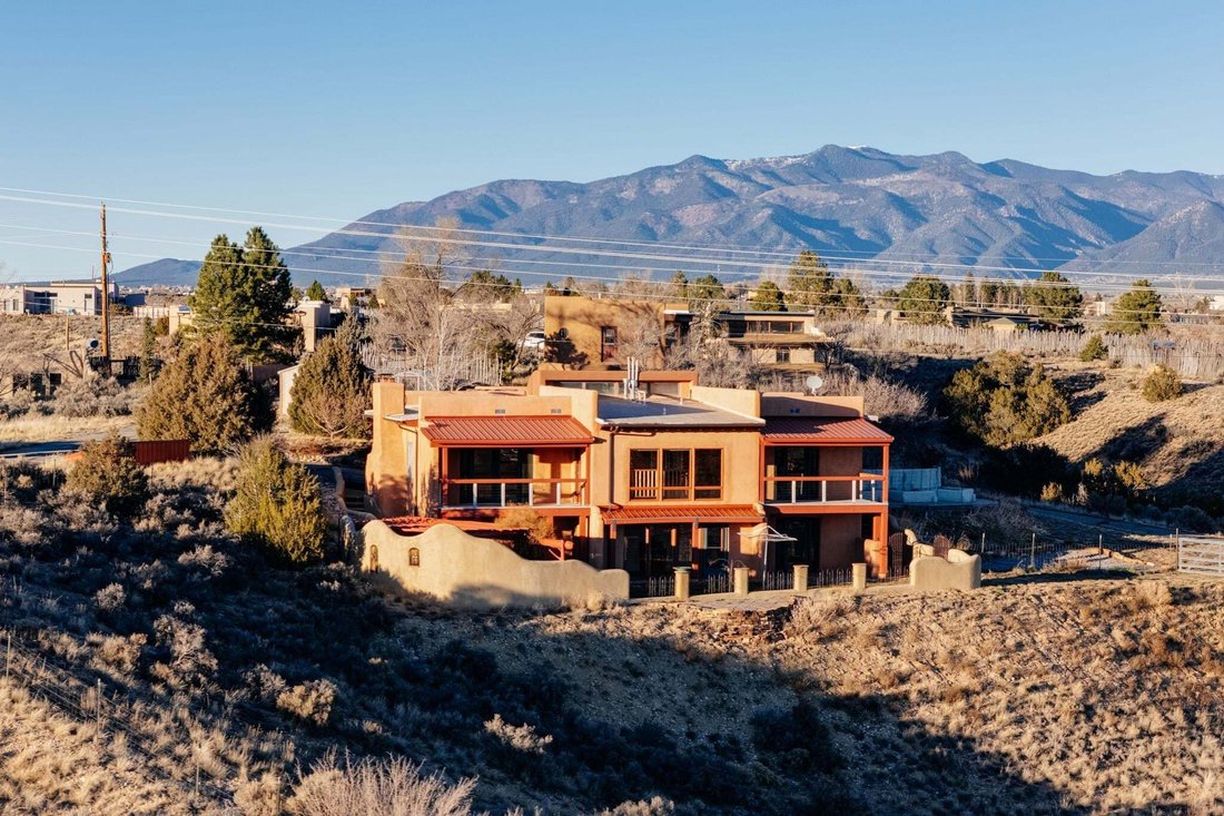 Casa a Taos, Nuovo Messico, Stati Uniti 3 - 18888637