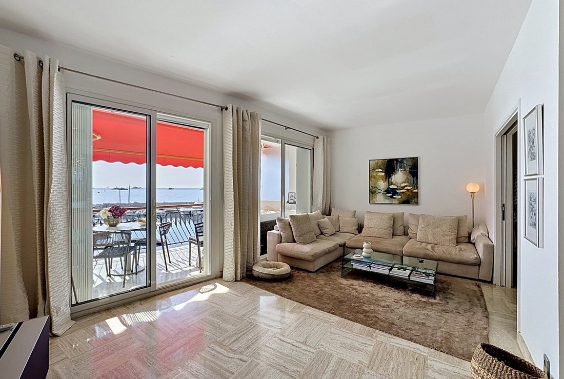Apartamento en Èze, Provenza-Alpes-Costa Azul, Francia 4 - 18880571