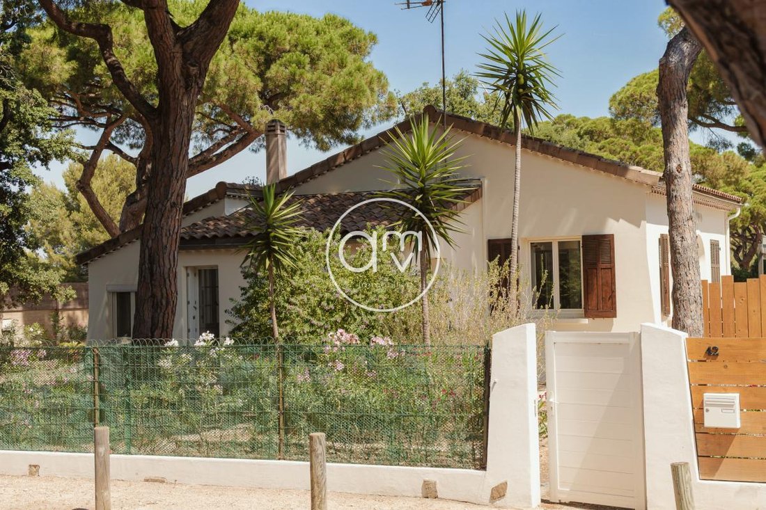 Villa à Hyères, Provence-Alpes-Côte d'Azur, France 1 - 18886863