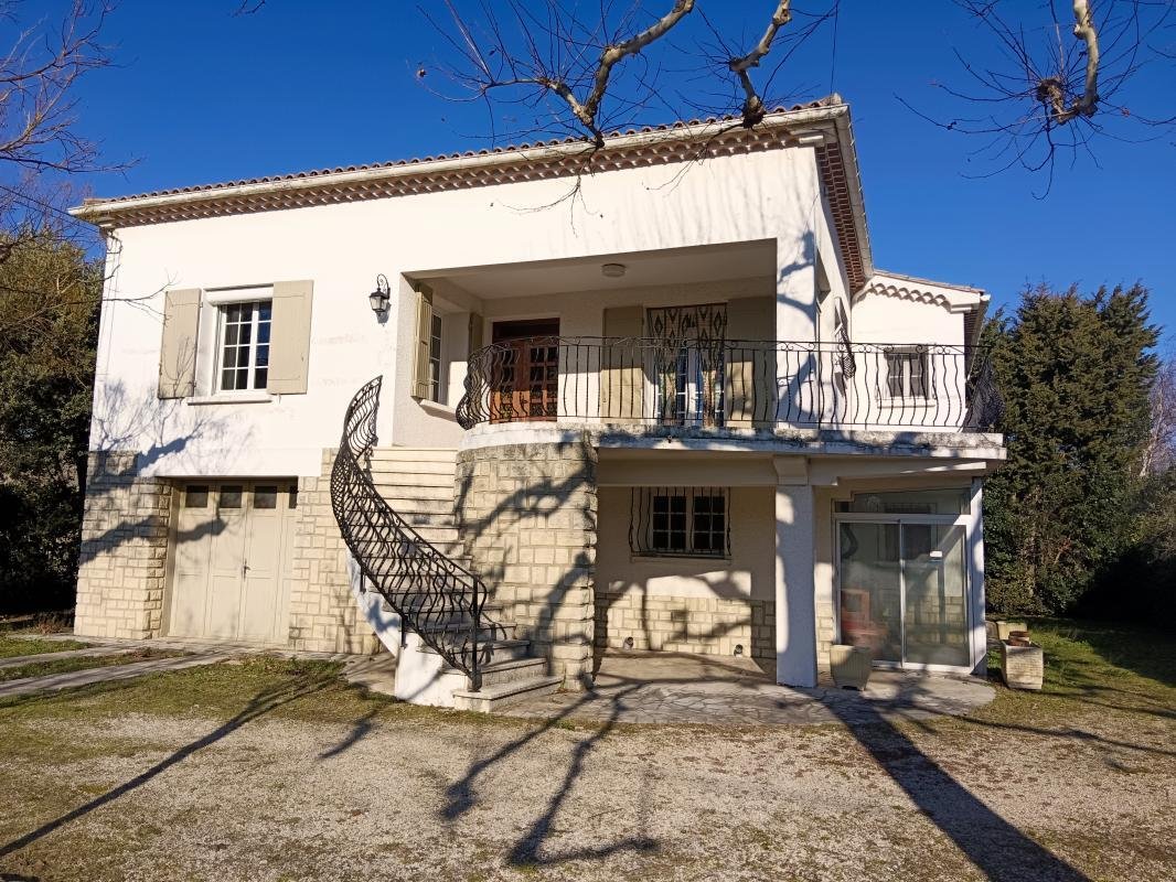 House in Noves, Provence-Alpes-Côte d'Azur, France 1 - 18882628