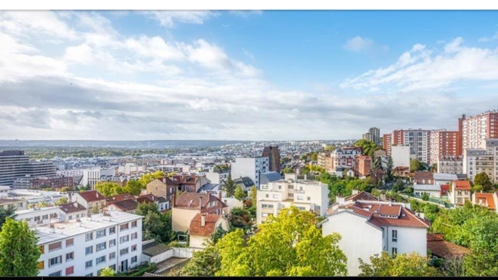 Apartamento en Puteaux, Isla de Francia, Francia 5 - 18883848