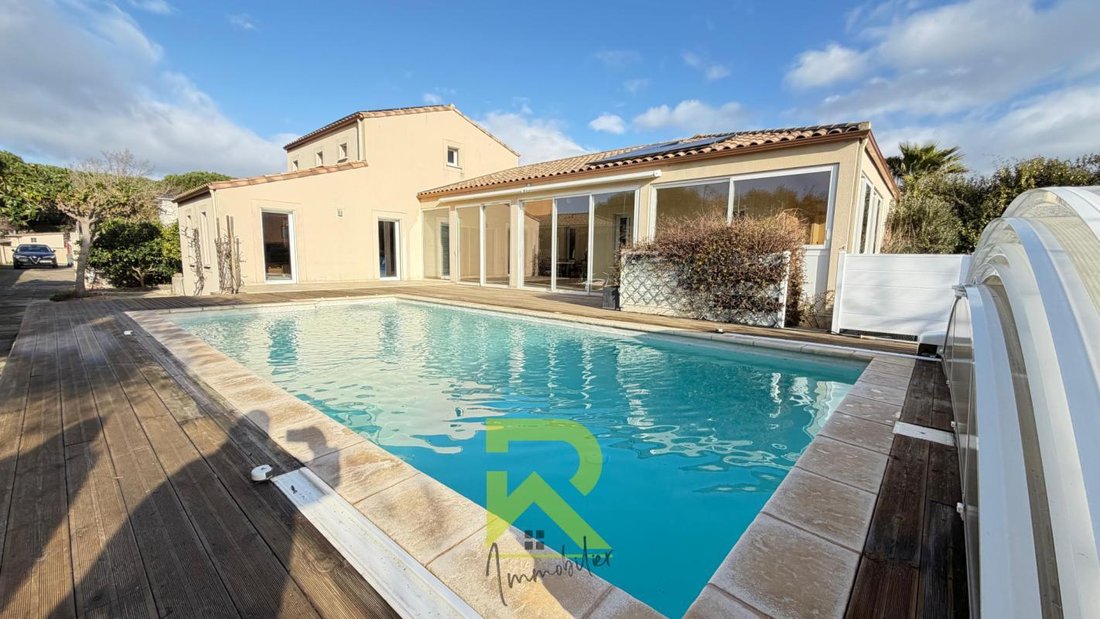 Villa à Le Grau d'Agde, Agde, France 1 - 18883307