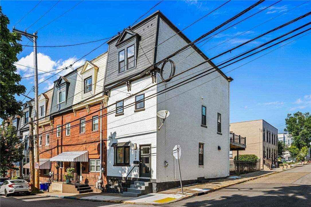 House in Pittsburgh, Pennsylvania, United States 1 - 18888801