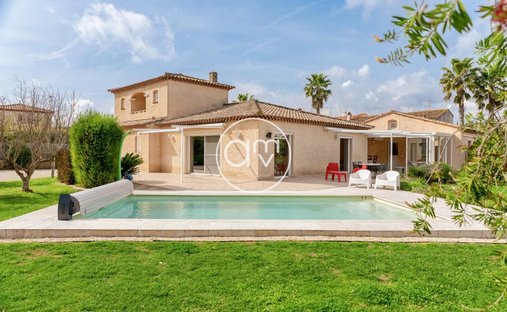 Casa a La Crau, Provenza-Alpi-Costa Azzurra, Francia 1