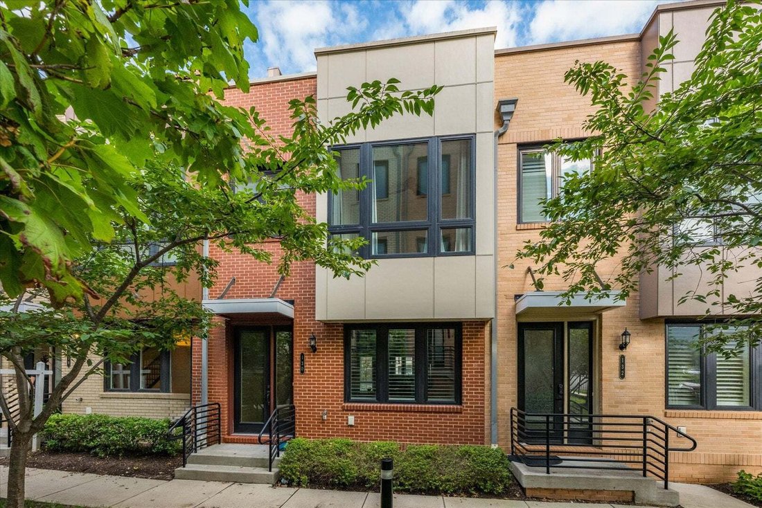 Condo in Alexandria, Virginia, United States 1 - 18889876