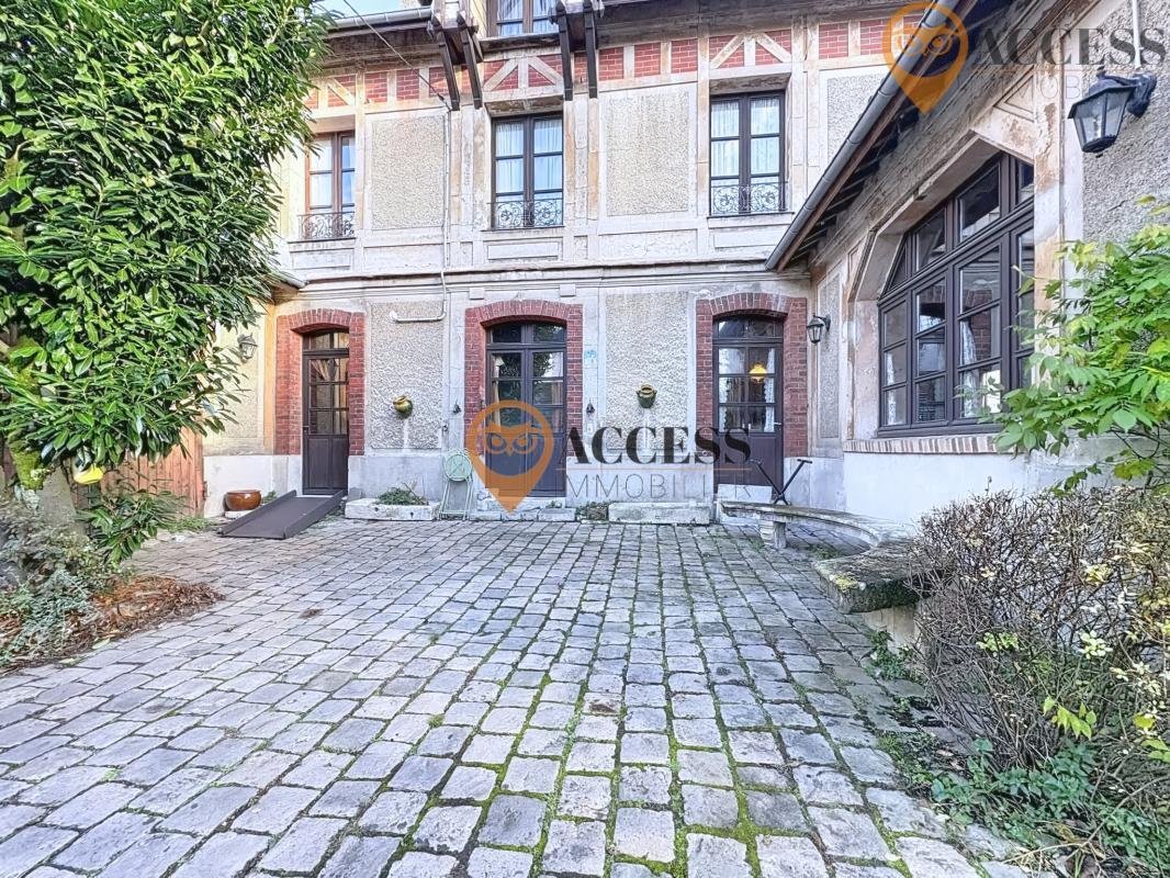 House in Centre Montmorency, Montmorency, France 1 - 18883328