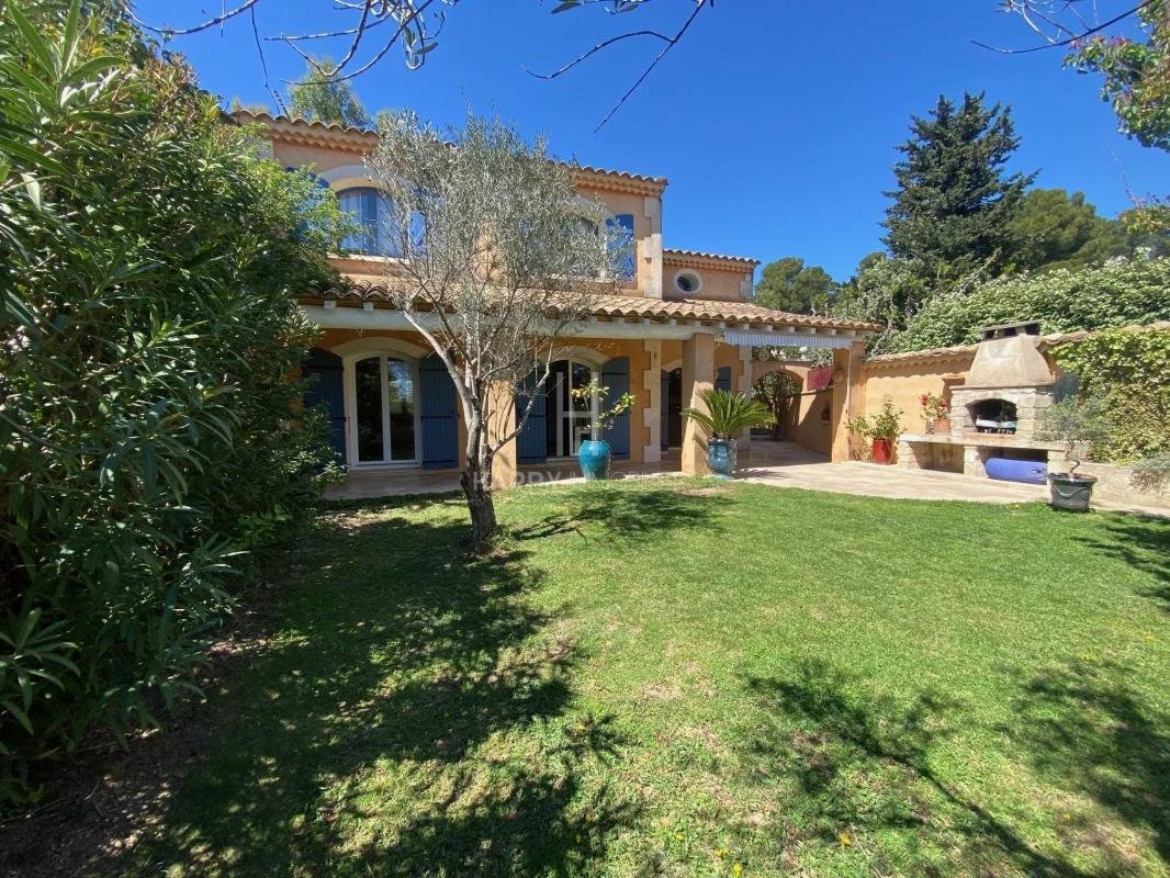 Casa en Maussane-les-Alpilles, Provenza-Alpes-Costa Azul, Francia 1 - 18882822