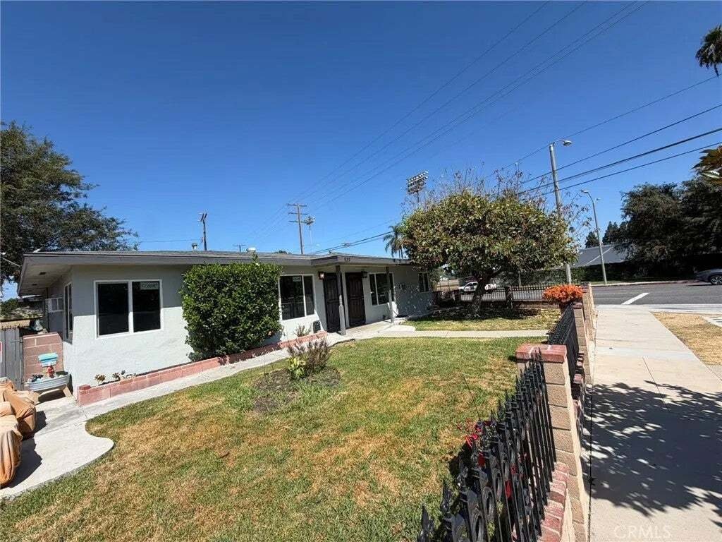 Otros en Orange, California, Estados Unidos 1 - 18602015