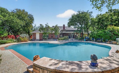 House in Weatherford, Texas, United States 1