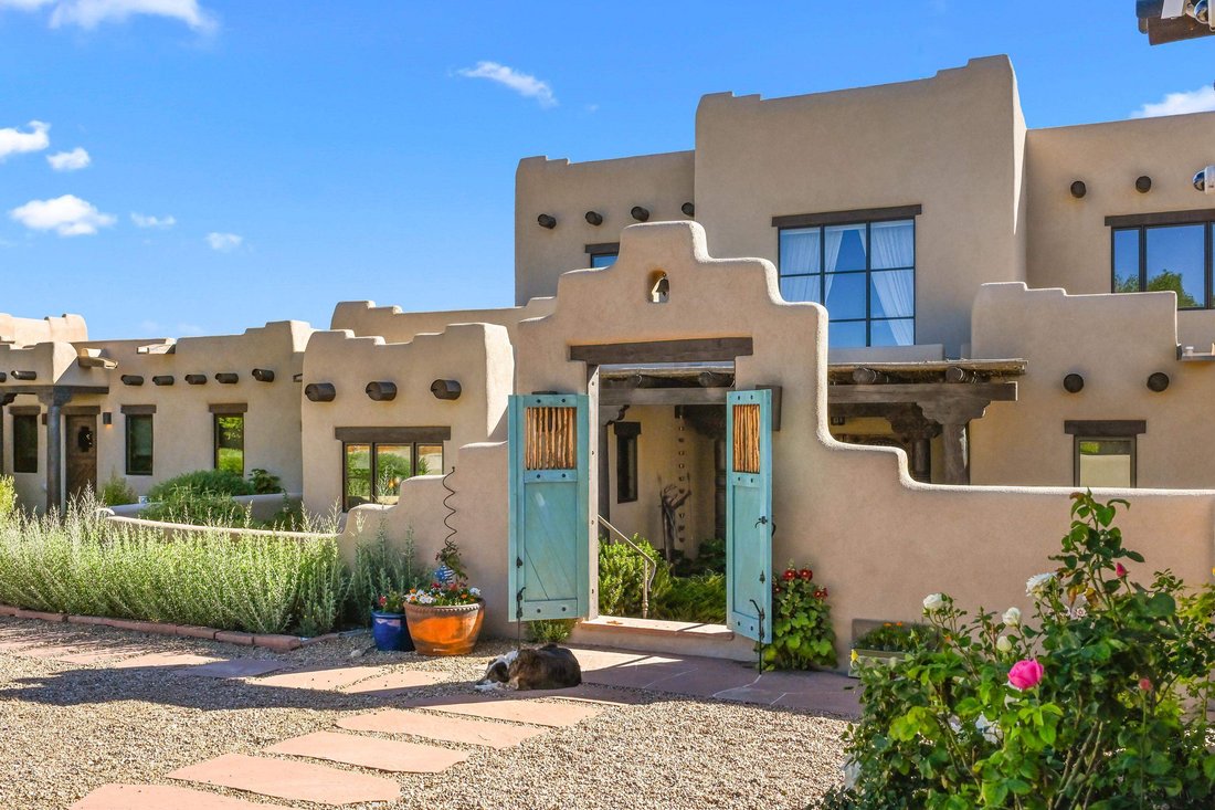 House in Ranchos de Taos, New Mexico, United States 2 - 18888514