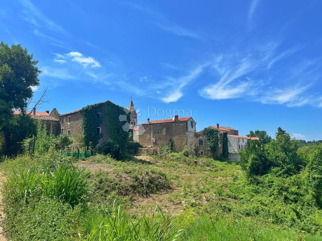 House in Momjan, Istria County, Croatia 1 - 18891812