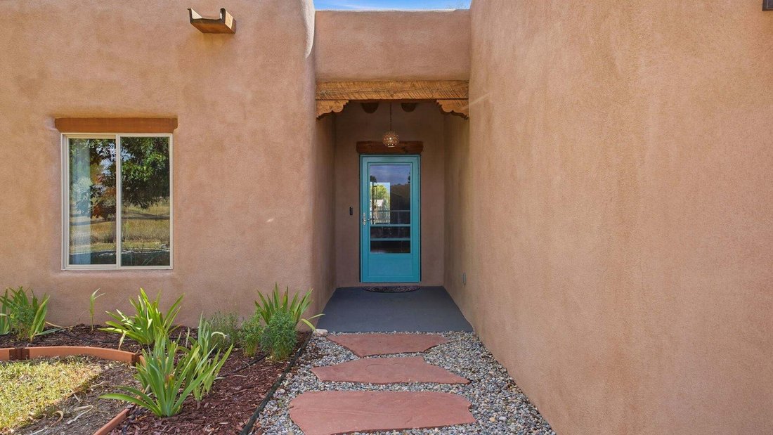 House in Taos, New Mexico, United States 4 - 18888488