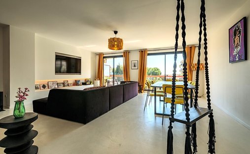 Apartment in Val de Cagne-Colline Route de Vence, Cagnes-sur-Mer, France 1