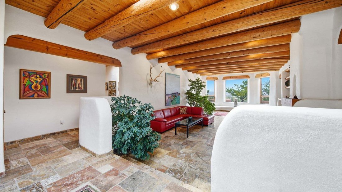 House in Taos, New Mexico, United States 3 - 18888608