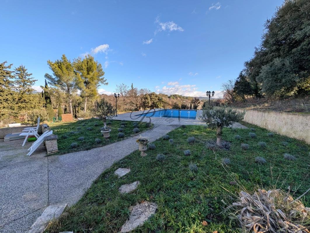 Villa en La Tour-d'Aigues, Provenza-Alpes-Costa Azul, Francia 2 - 18882880