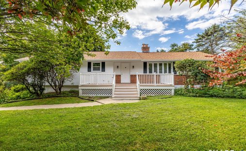 House in Orange, Connecticut, United States 1