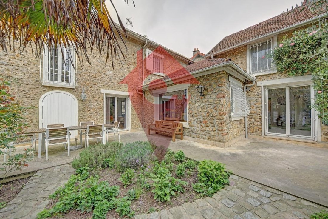 Casa en Orgeval, Isla de Francia, Francia 1 - 18886793