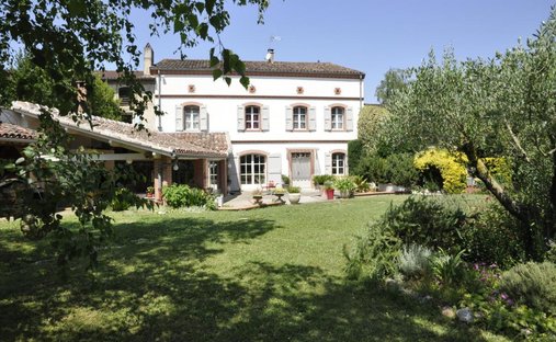 House in Nabeillou-La Jonquière, Graulhet, France 1