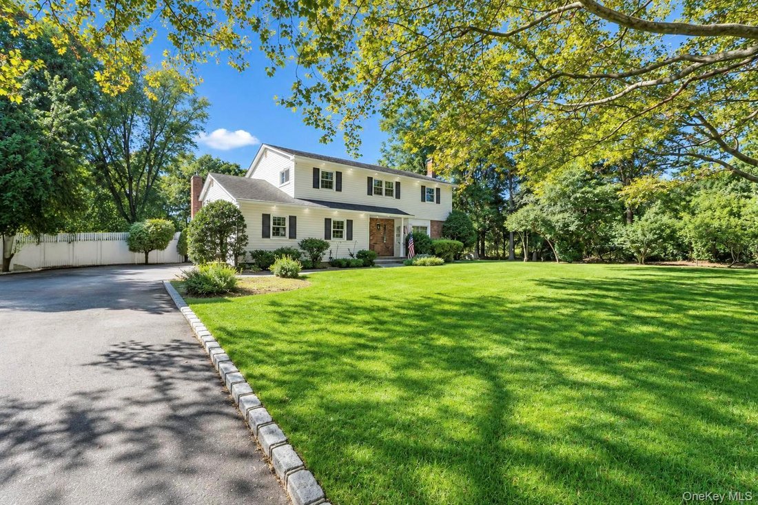 House in Huntington Station, New York, United States 4 - 18888911