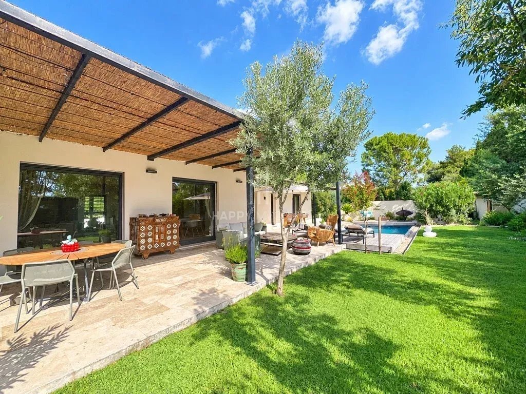 Villa en Paradou, Provenza-Alpes-Costa Azul, Francia 3 - 18880842
