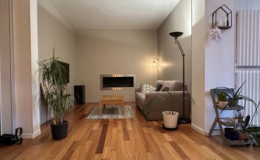 House in Plateau Nord, Suresnes, France 1