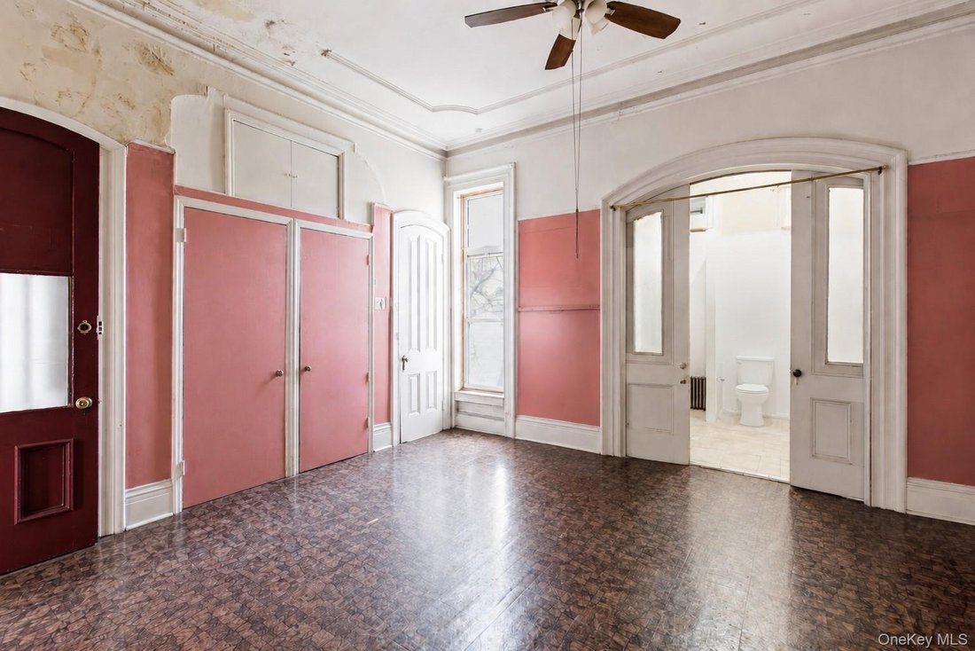 House in New York, New York, United States 2 - 18888973