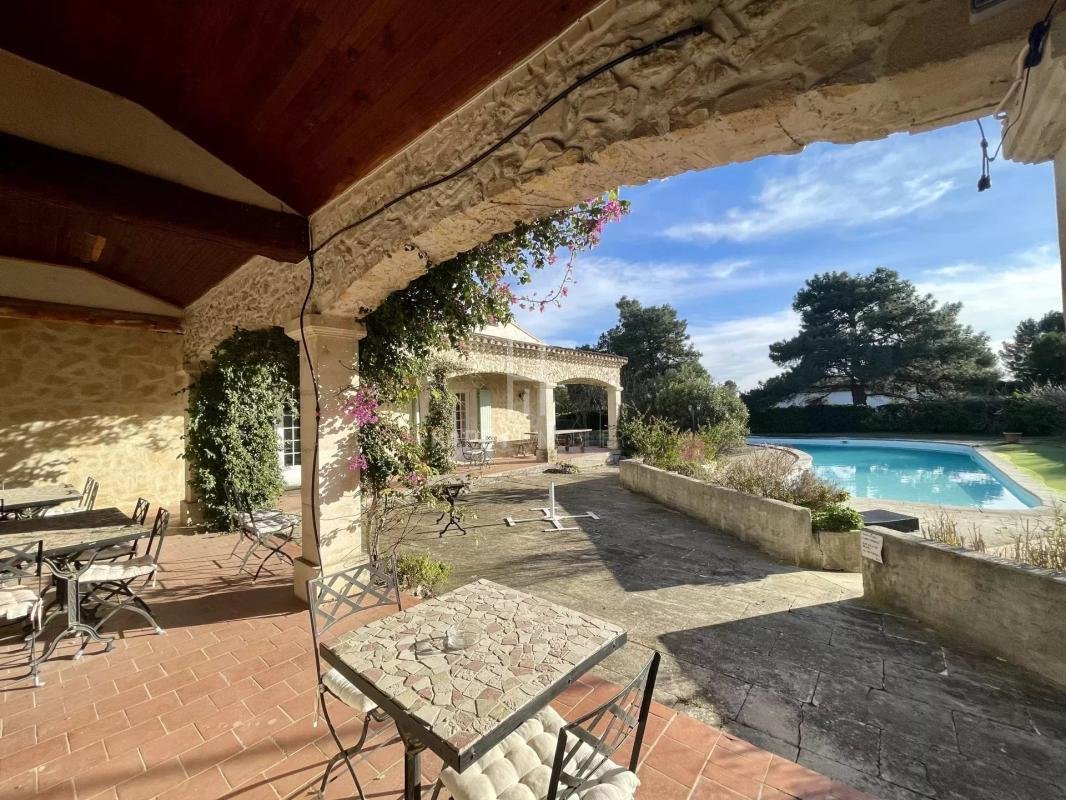 Haus in Fontvieille, Provence-Alpes-Côte d'Azur, Frankreich 4 - 18883497